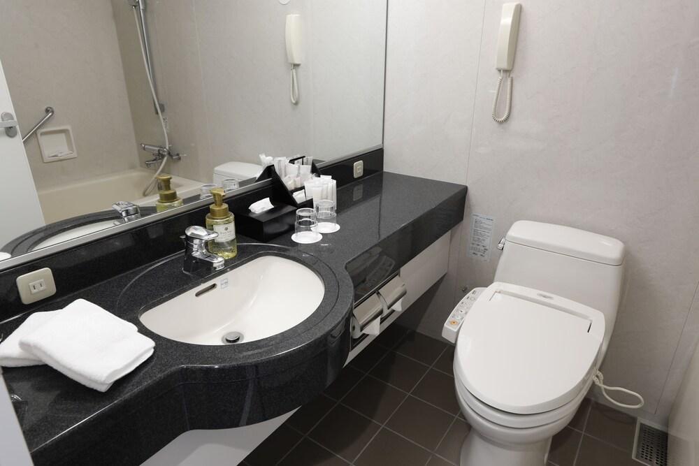 Hotel Ana Crowne Plaza Yonago By Ihg Extérieur photo